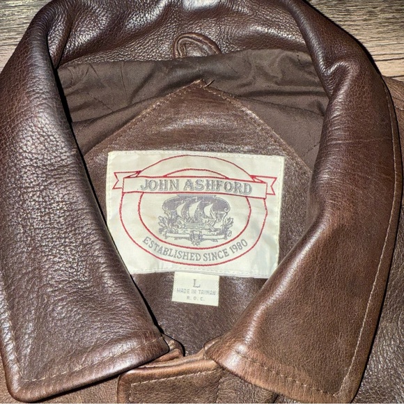 Vintage John Ashford Brown leather bomber jacket - Picture 2 of 3
